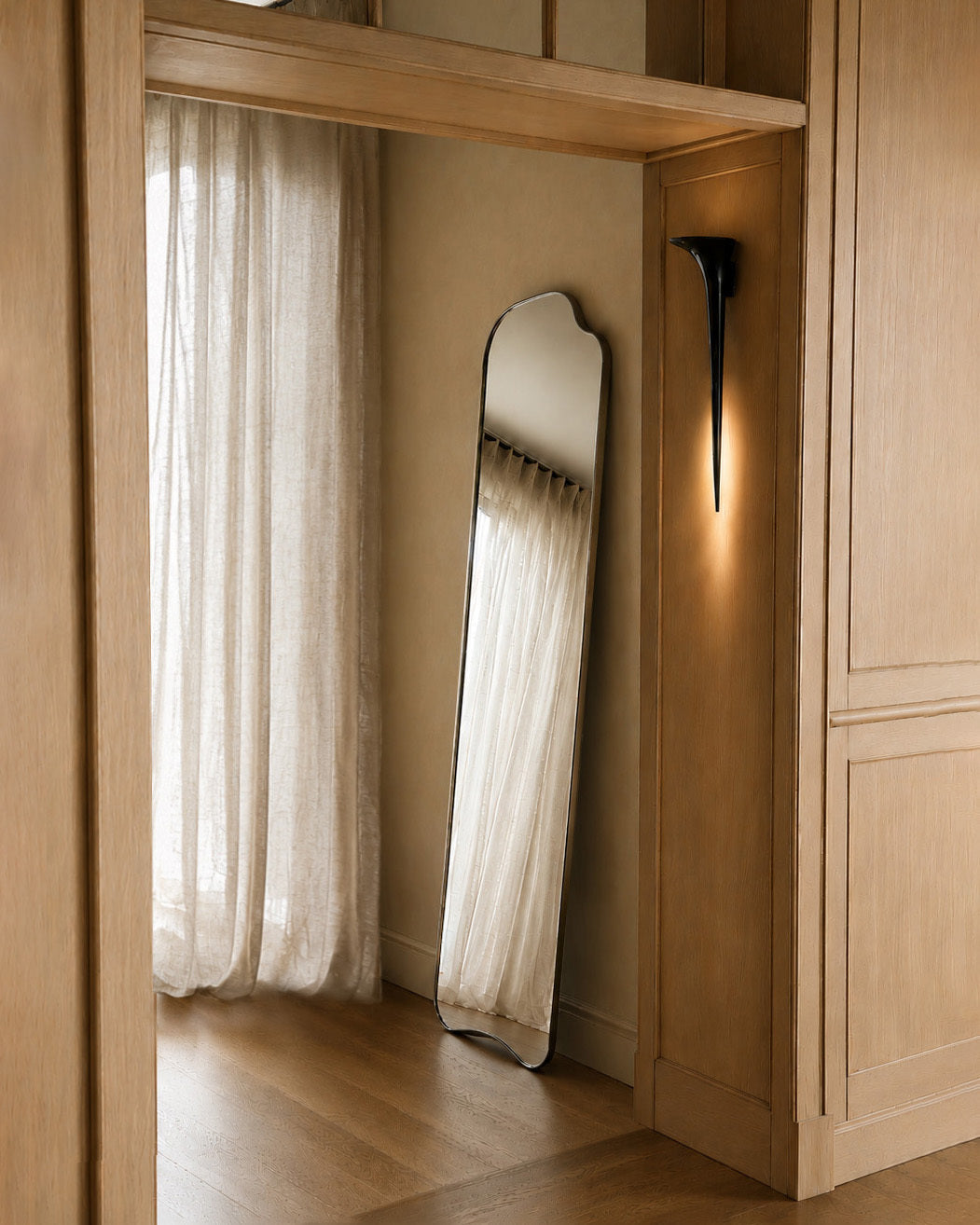 Brody Thin Mirror