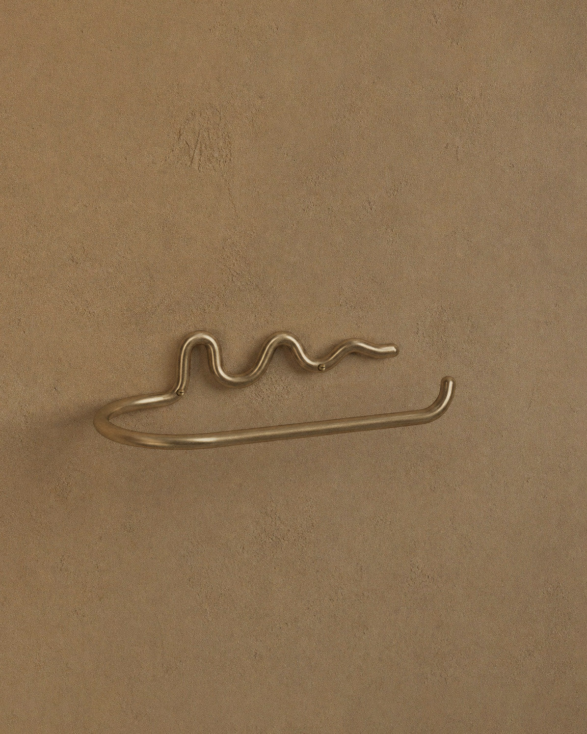 Glenn Brass Holder